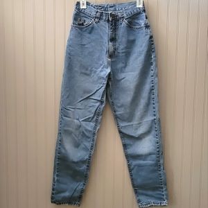 L.L. Bean Vintage Hi waisted Mom Jeans size 26